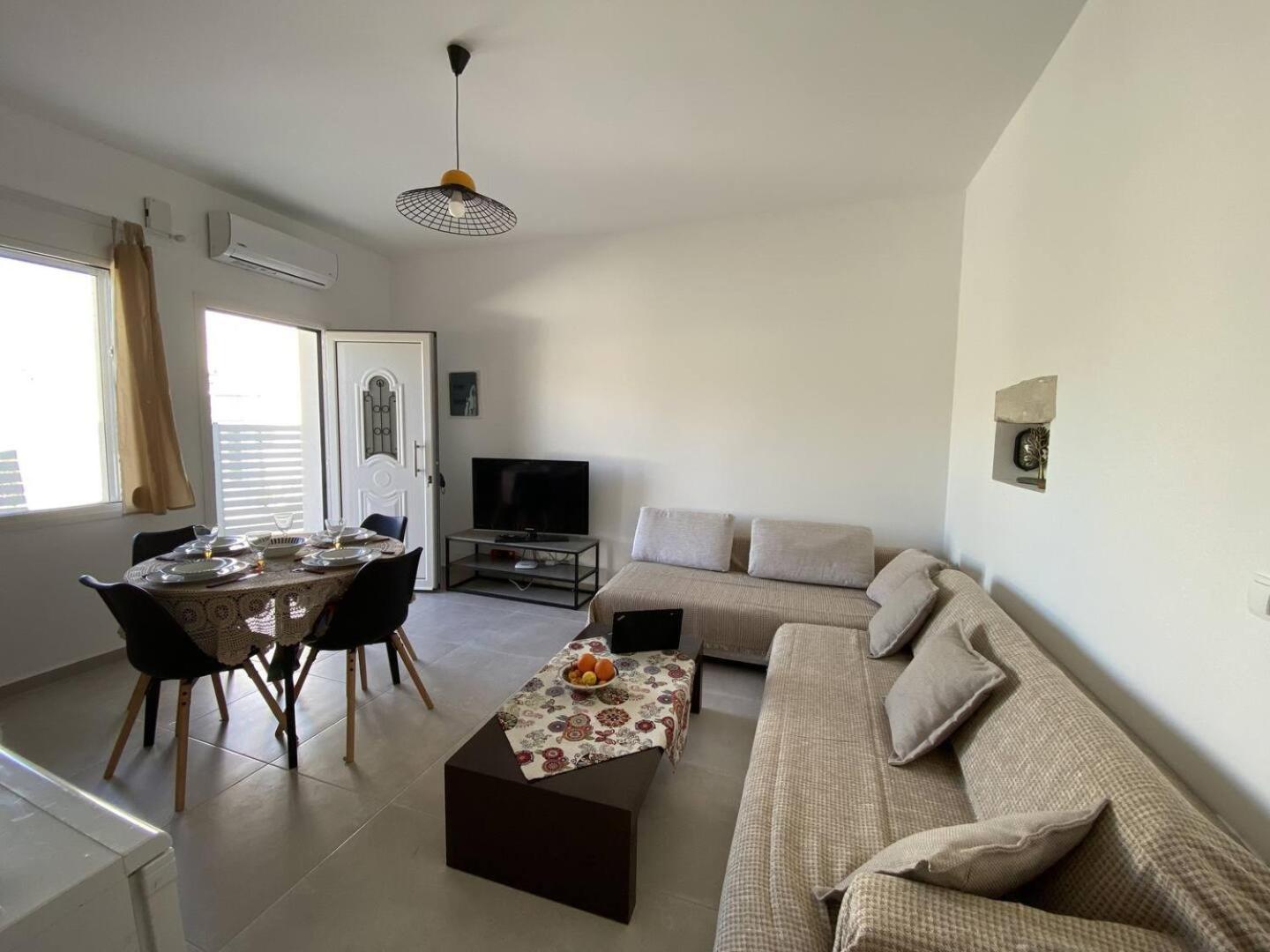 Orphanos Apartment Kamilari Bagian luar foto